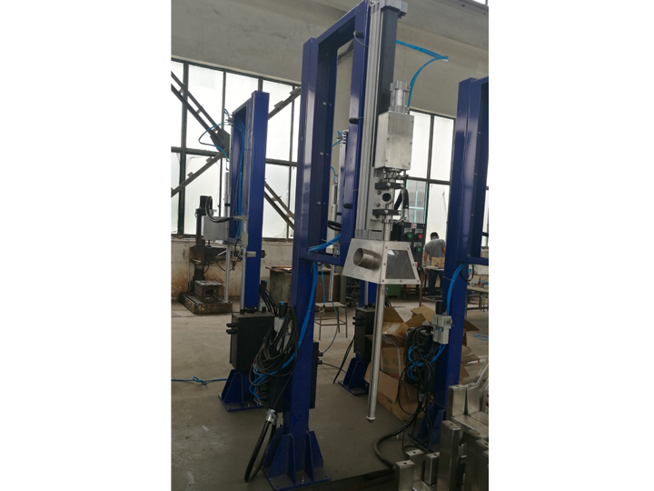 200L防爆半自動(dòng)灌裝機(jī)